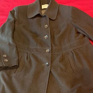 Avenue Women's Classic Black Pea Coat